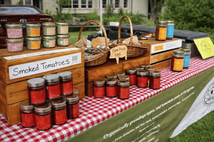 <p>Farmers' Market, Malvern</p><p>Lively Farmers' Market, Malvern</p><p>Warm Farmers' Market, Malvern</p>